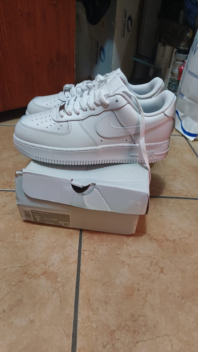 Customer photo review of Nike Air Force 1