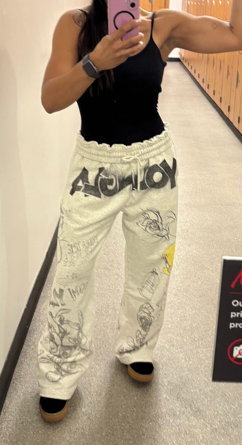 Customer photo review of 2183 - Looney Tunes Squad Sweats