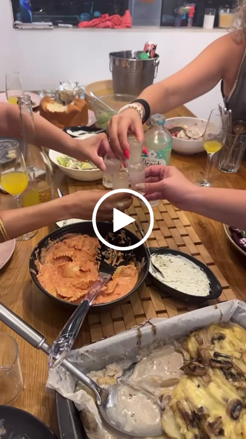 Customer video review of קוקטייל ערק לימון