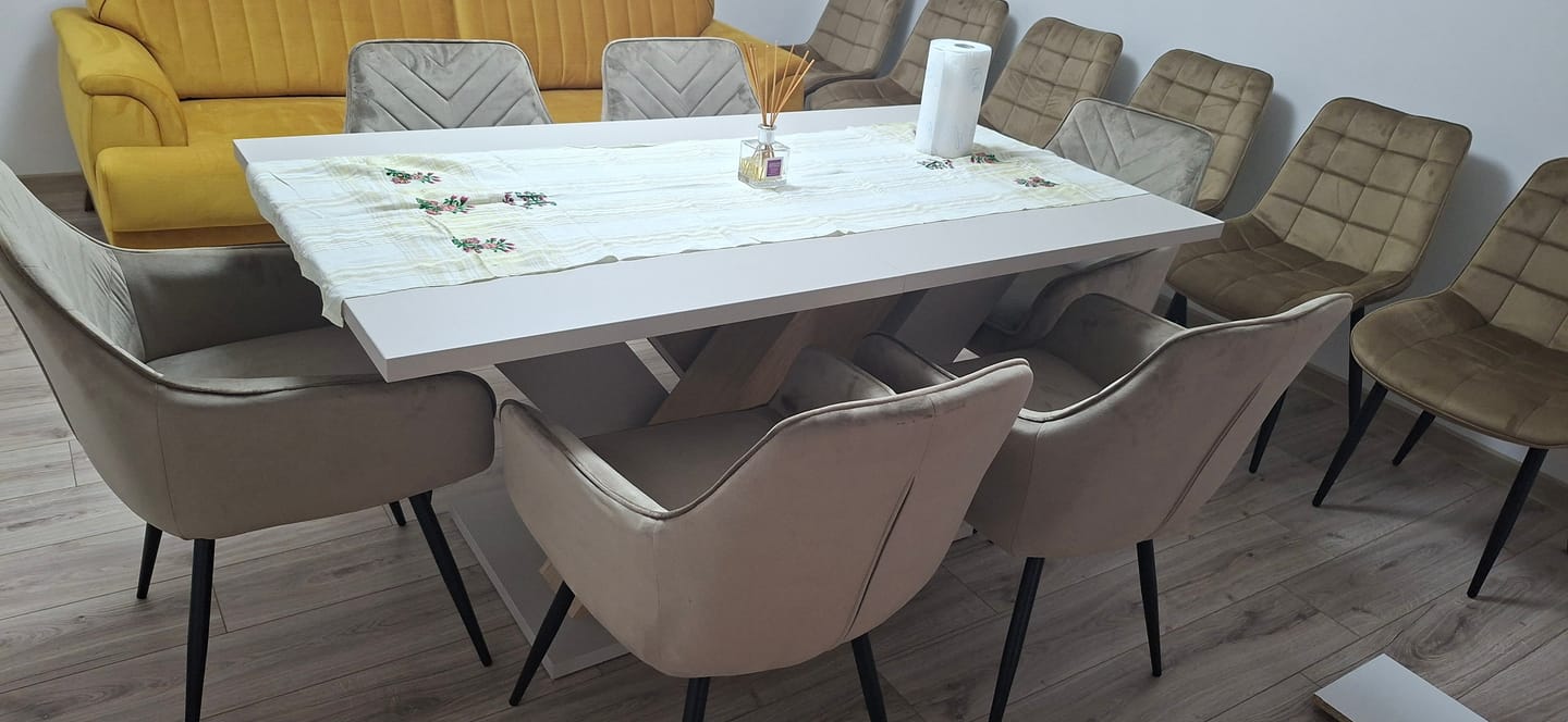 Customer photo review of Scaun SERVIO, bej inchis - Bluvel 40, stofa catifelata/metal, 55x58x88 cm