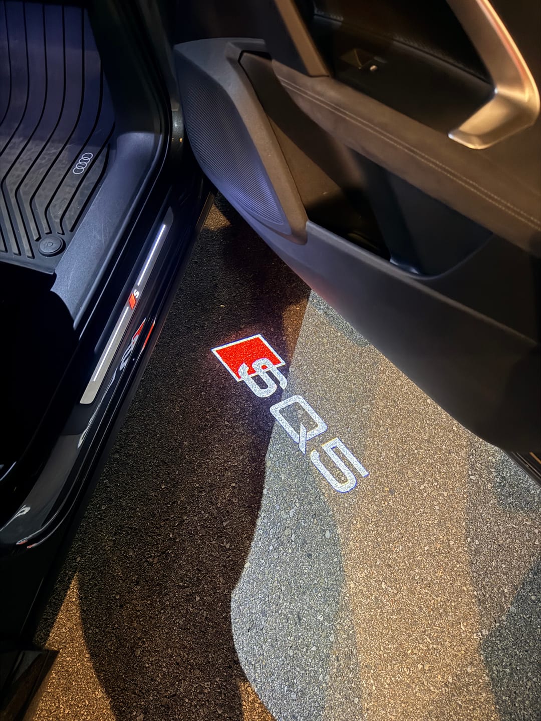 Customer photo review of AUDI DOOR LIGHTS