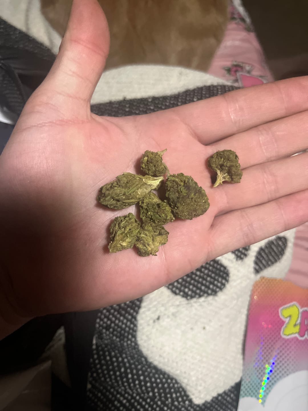 Customer photo review of White Widow - 28 Grams - Hybrid