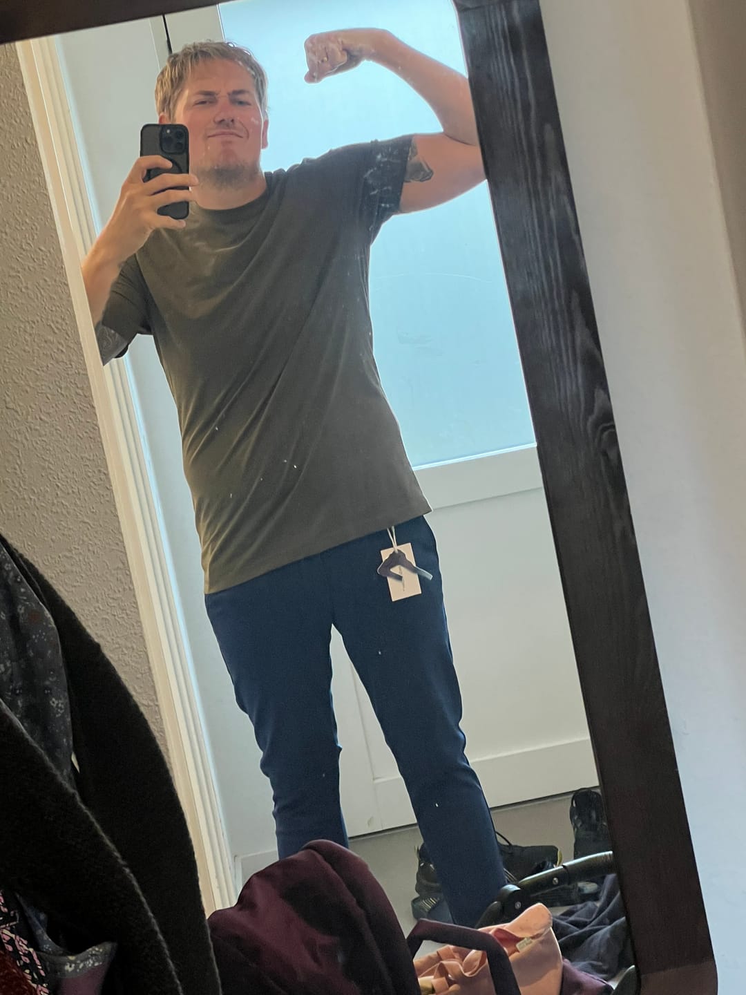 Customer photo review of Organic Basic T-shirt - Army