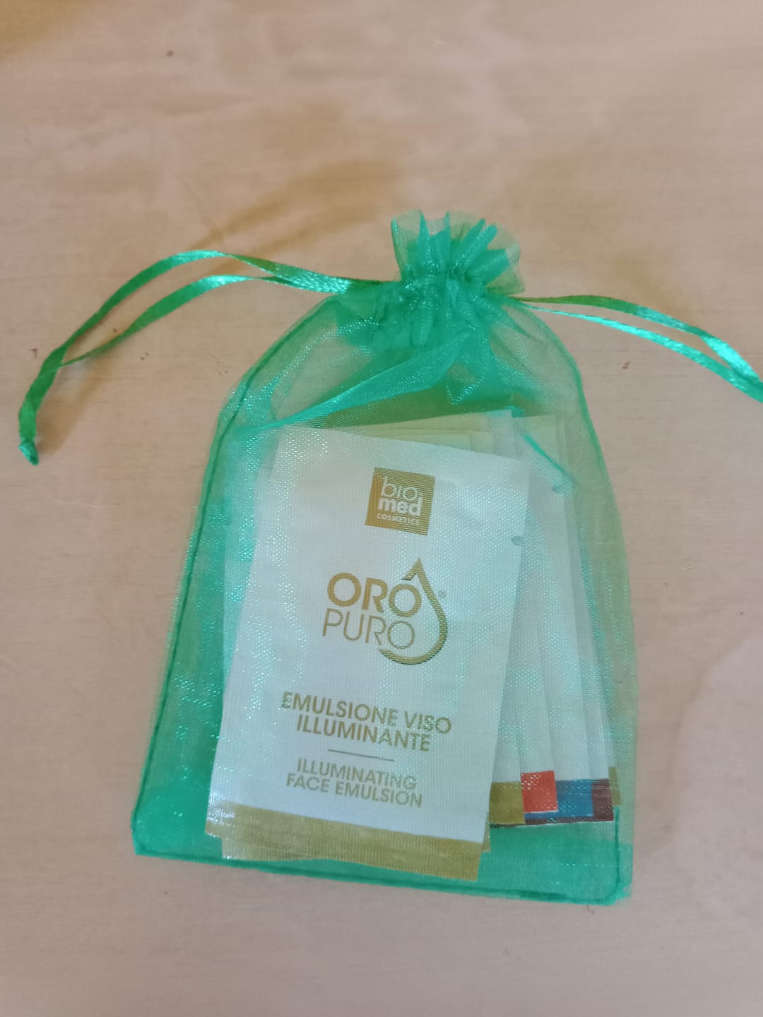 Customer photo review of Omaggio Set provami Comestica ORO Puro