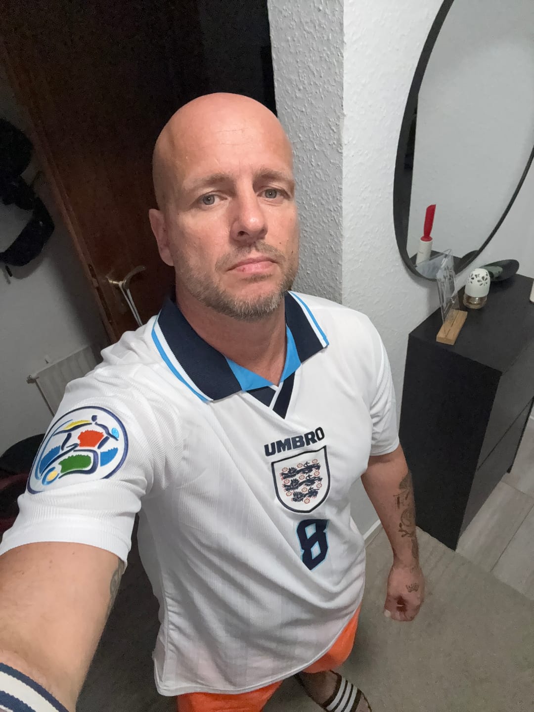 Customer photo review of Paul Gascoigne England EURO 1996 Retro Football Jersey