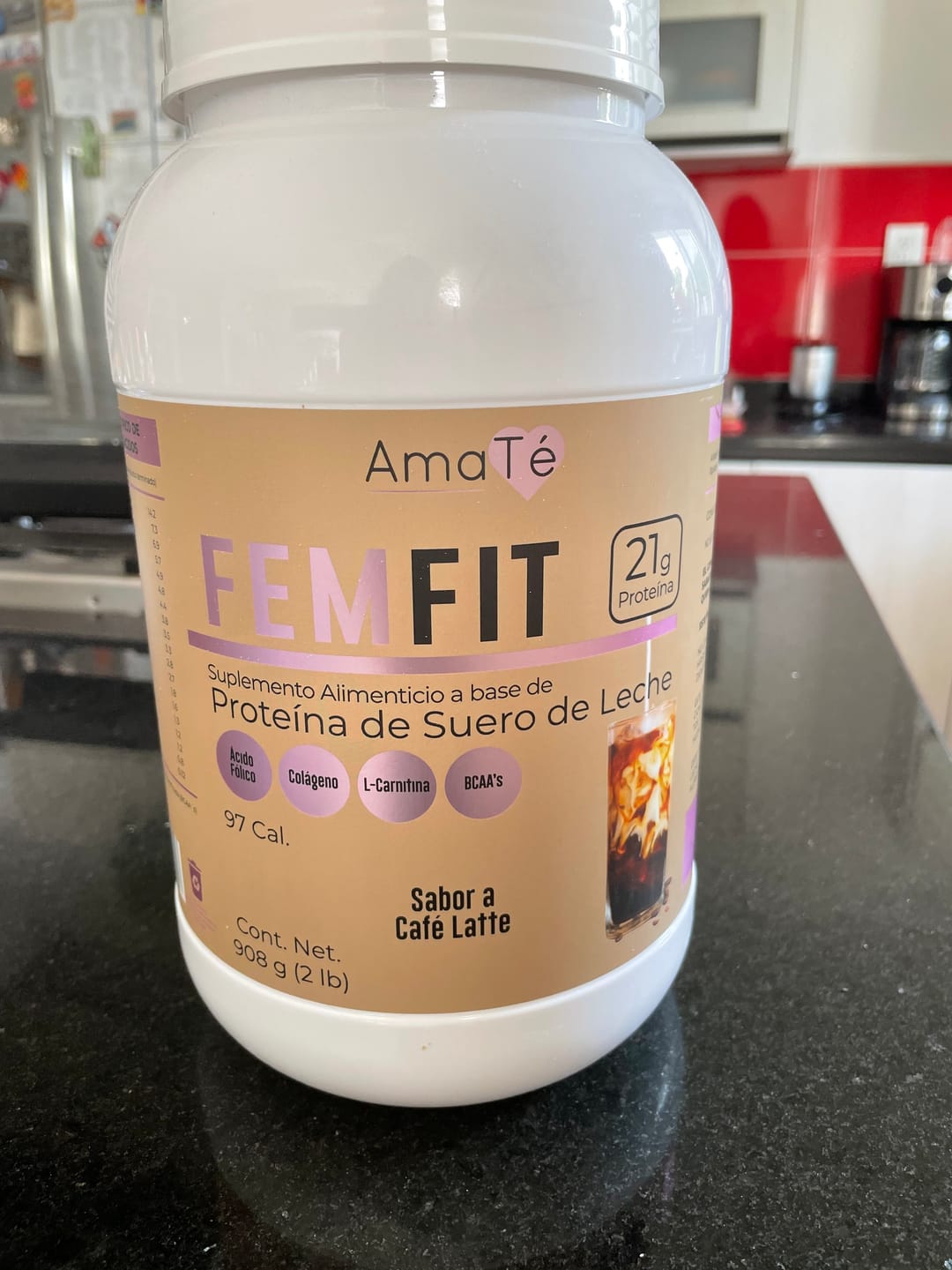 Customer photo review of Proteína FEMFIT Café Latte