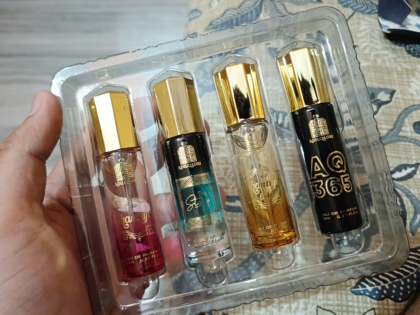 Customer photo review of Perfume Gift Set 4 Pcs Premium Perfume Spray