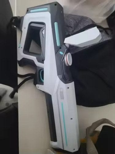 Customer photo review of AquaBlitz Wasserpistole | Automatisch nachfüllen und losspritzen