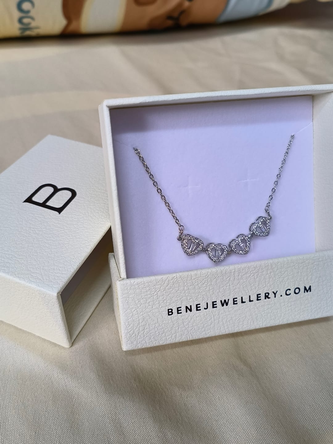 Customer photo review of Daphne Clover Necklace