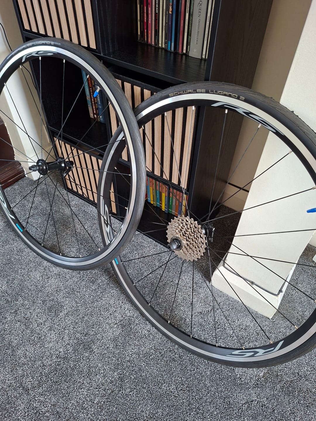 Customer photo review of Shimano RS100 700c Quick Release Road Wheelset