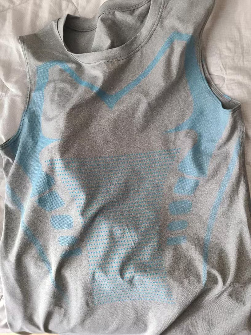 Customer photo review of NORDVEIL Compression Tank Top | Feel The Power of Confidence, Shape & Control