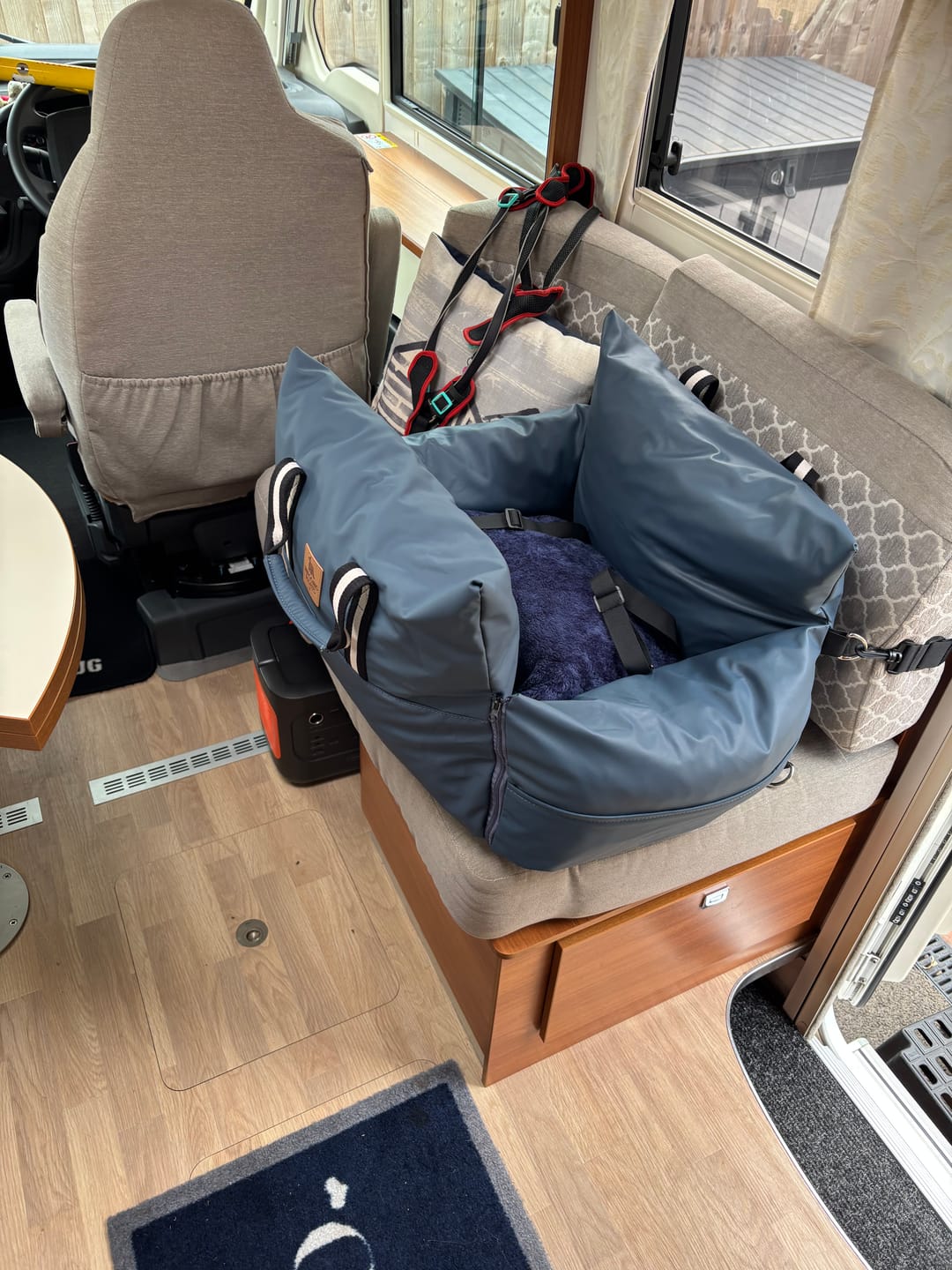 Customer photo review of The Dog Dock V2 New & Improved with ISO Fix