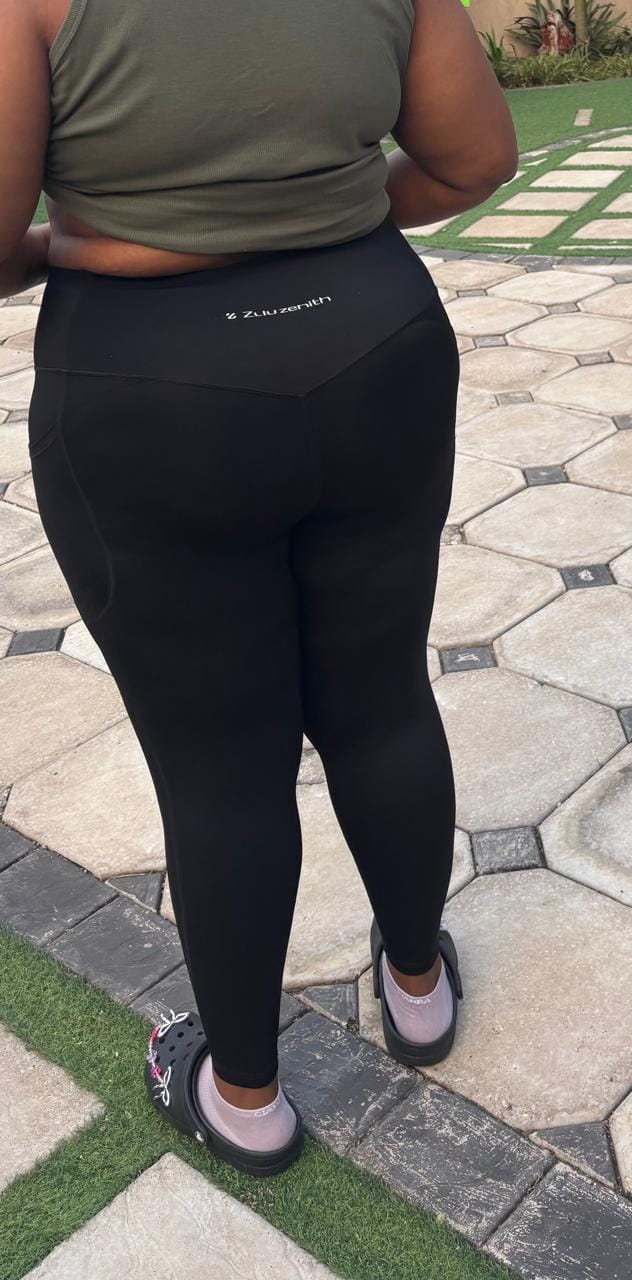 Customer photo review of High Waisted Tummy Control Butt Lifting Leggings with Pockets