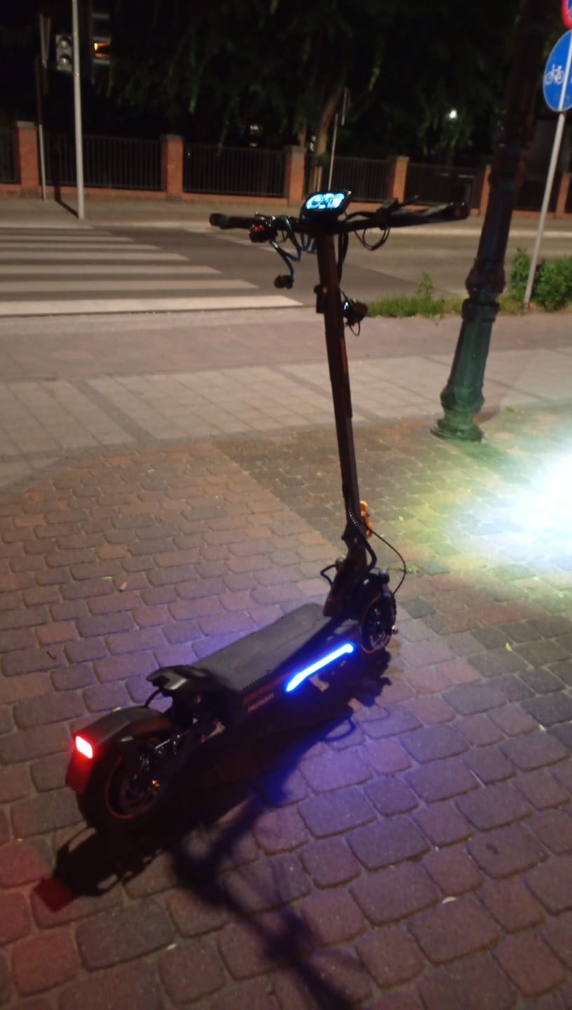 Customer photo review of Ausom K20 Pro Dual Motor (Laluz 2 Pro Dual) Hulajnoga elektryczna