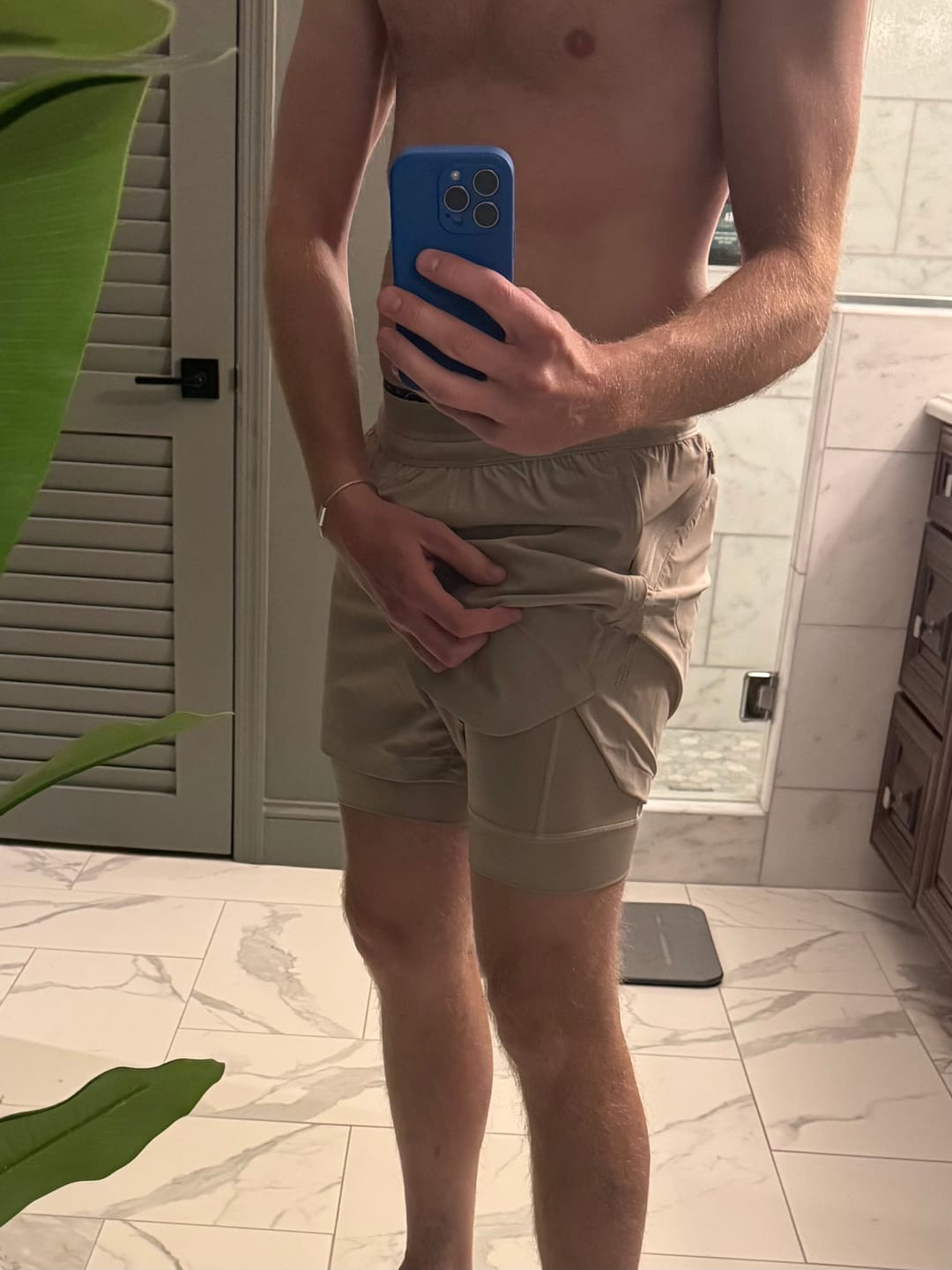 Customer photo review of Core Hybrid Liner Shorts 5" Inseam