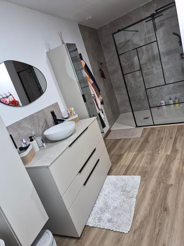 Customer photo review of Panneau Mural PVC Beige Gris Valencia 260 x 120 CM