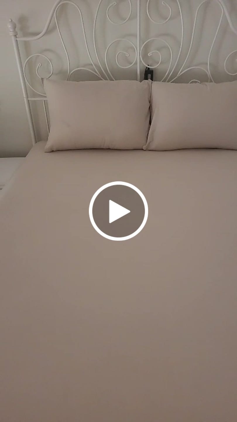 Customer video review of Jersy Fitted Sheet + Pillowcases