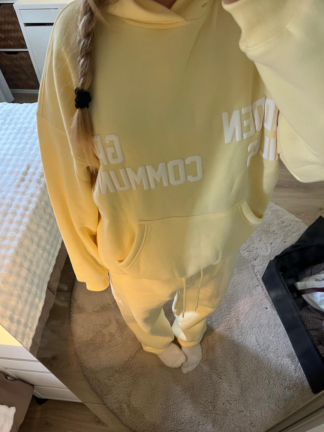 Customer photo review of GATED COMMUNITY HOODIE BUTTER YELLOW