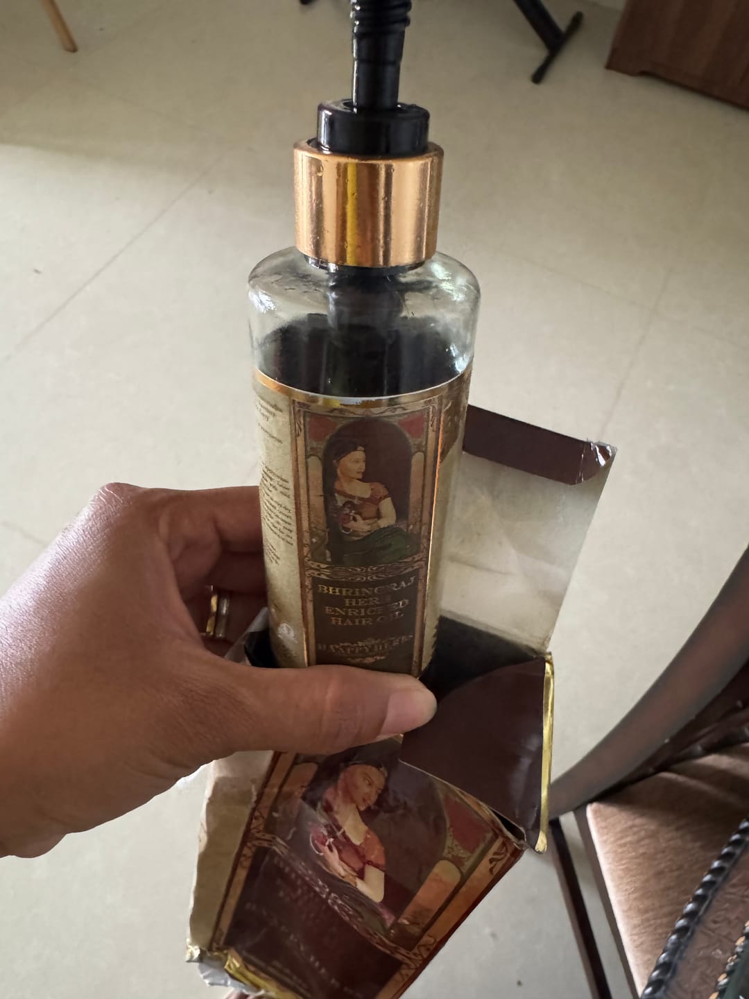 Customer photo review of Bhringraj Herb Enriched Shampoo (200ml)