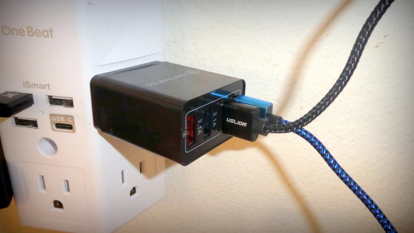 Customer photo review of ⚡ One Charger. Four Devices. Zero Waiting.⚡