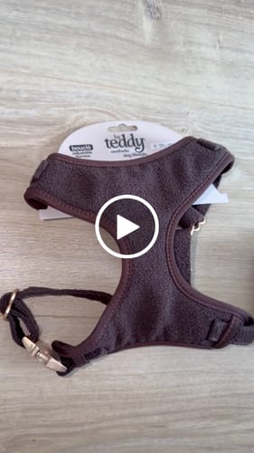 Customer video review of Chocolate┃Bouclé Adjustable Harness