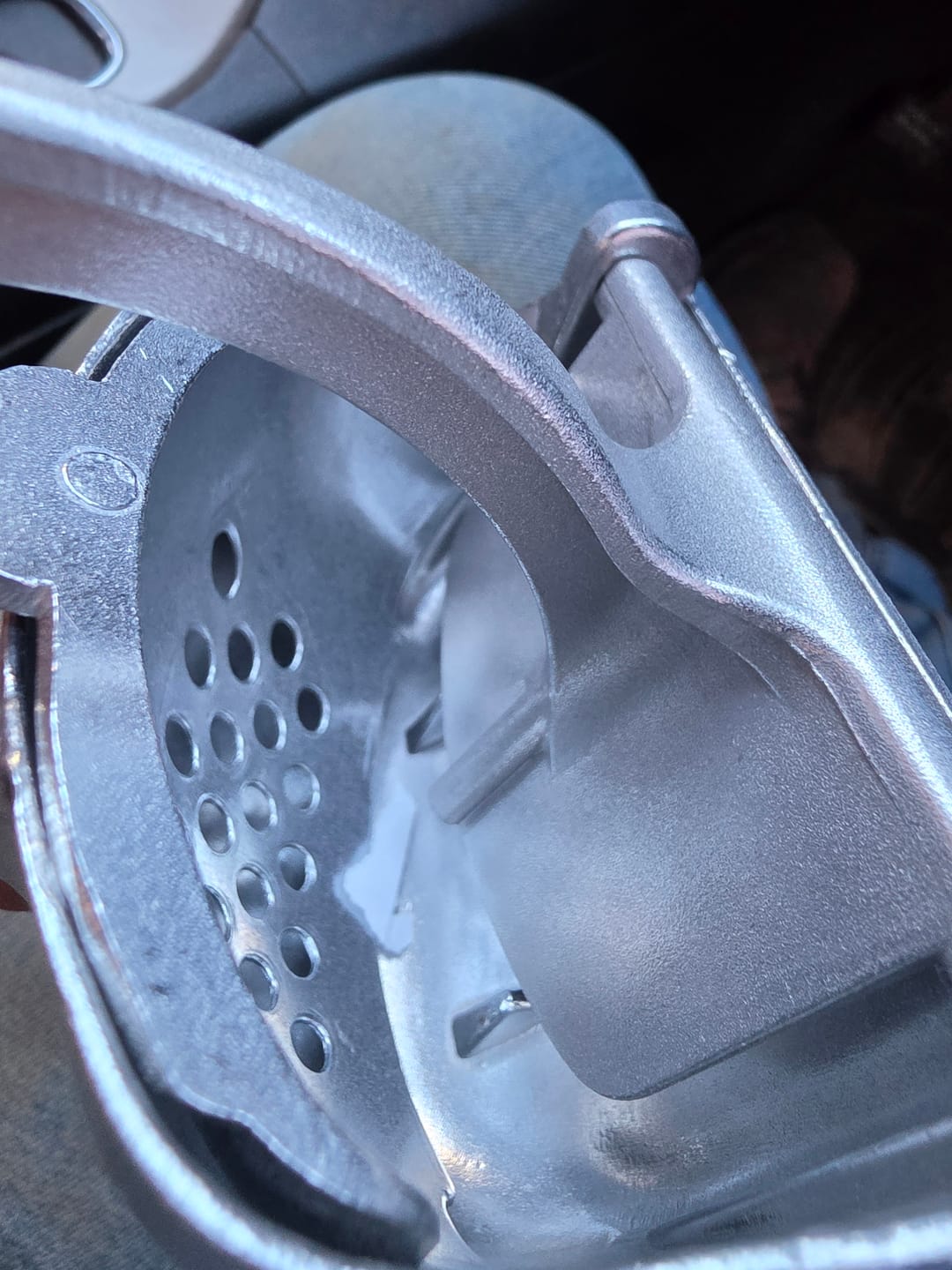 Customer photo review of Premium Manual Juice Squeezer