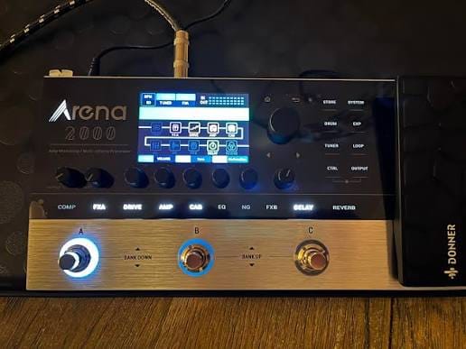 Customer photo review of Donner Arena 2000 Multi-Effect Pedal