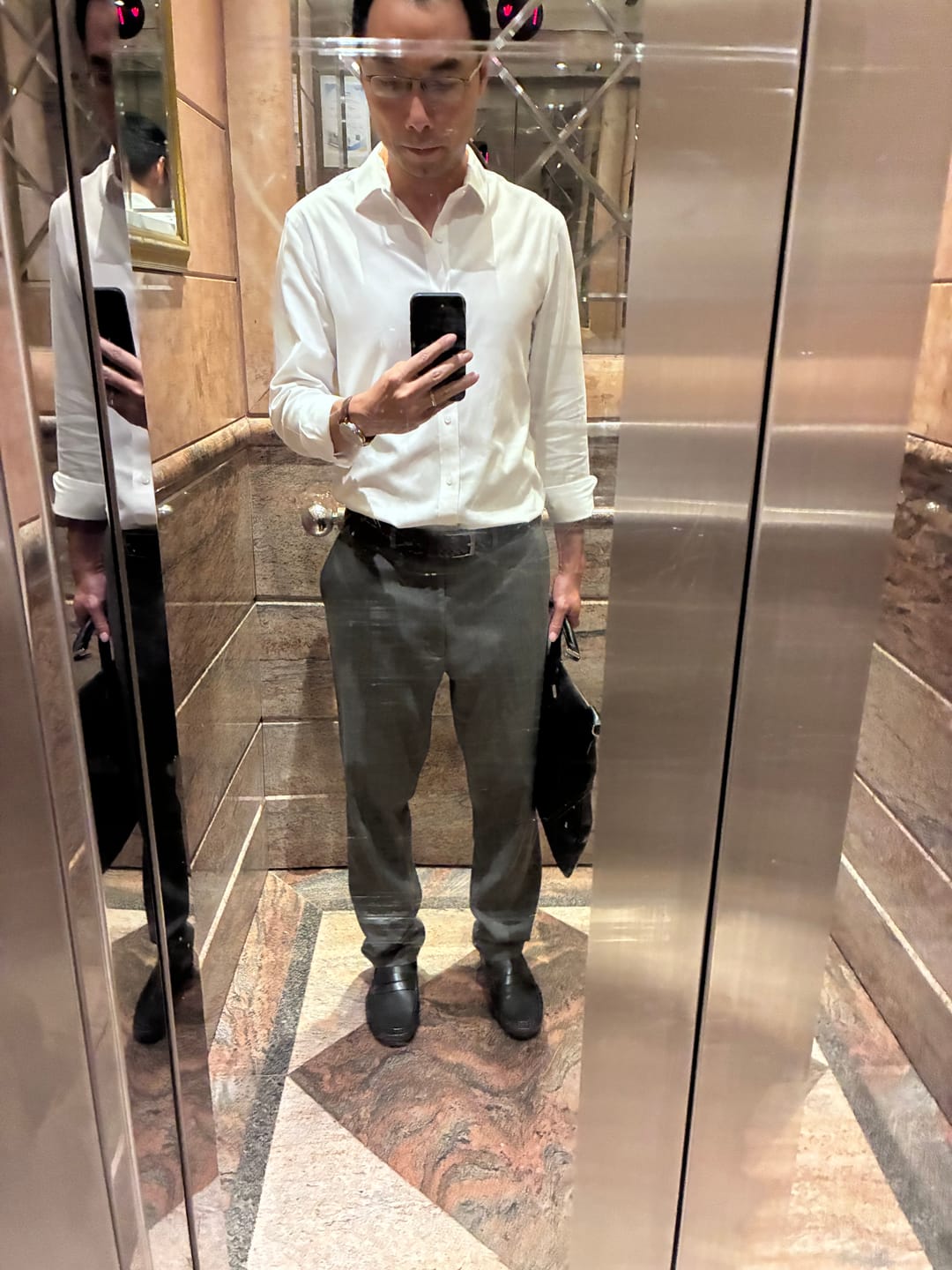 Customer photo review of Wrinkle-Free Pinpoint Oxford Dress Shirt | White WH001Z