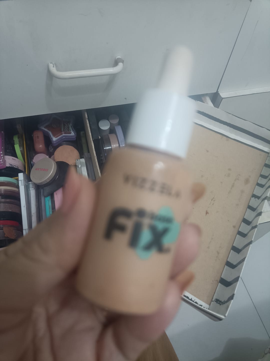 Customer photo review of Base Líquida FIX - Vizzela