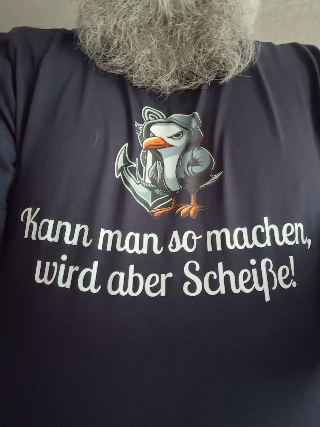 Customer photo review of Kann mann so machen, wird aber Scheiße Premium T-Shirt