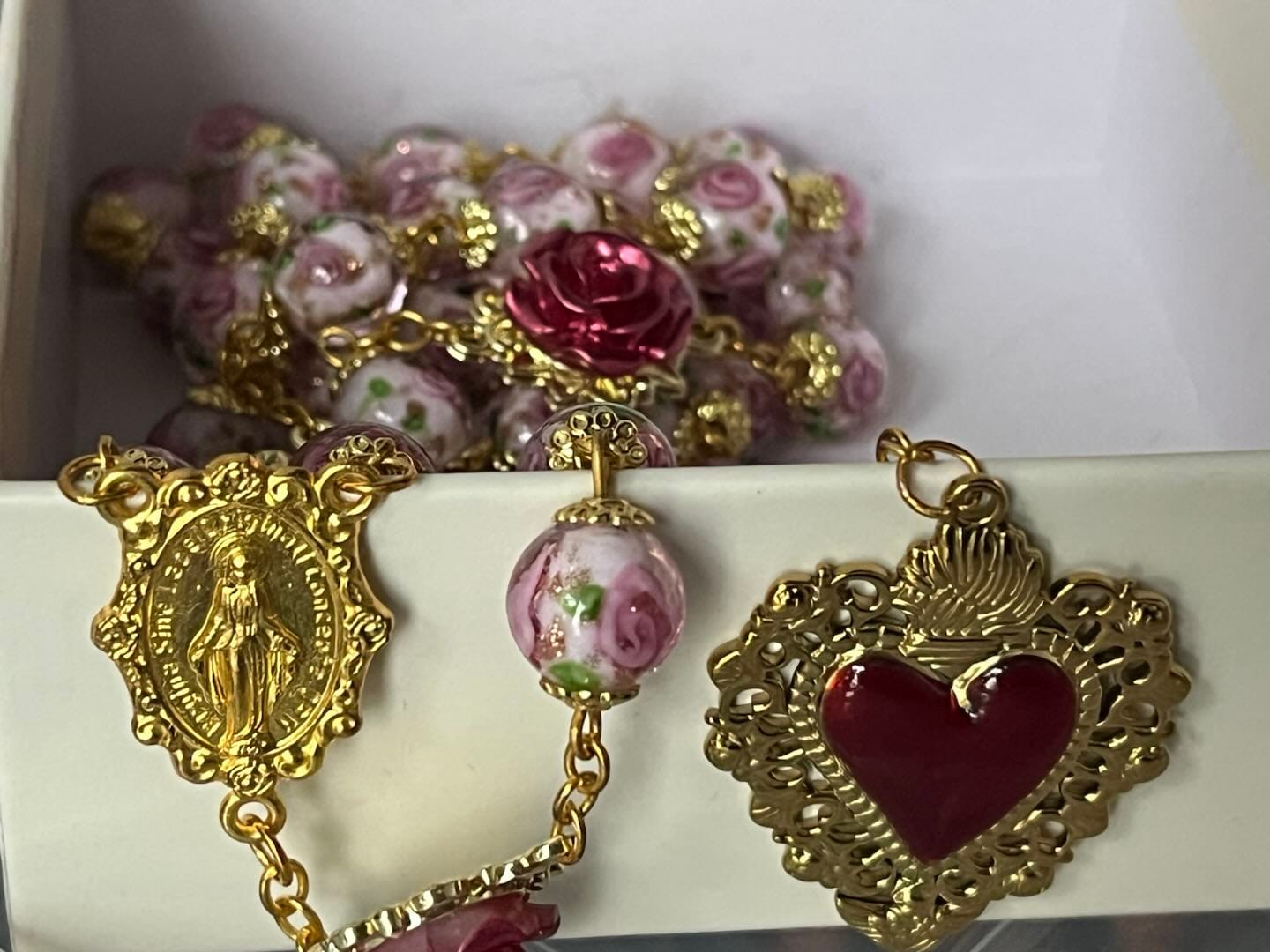 Customer photo review of SolaceBeads Handmade Floral Glass Rosary : Lampworkbeads Beads with Rose, Crafted With Devout Spirit