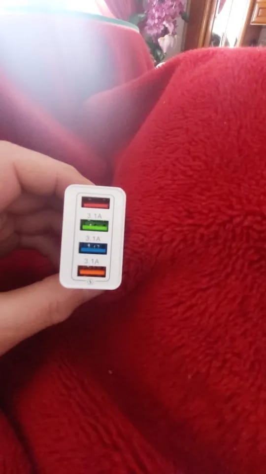 Customer photo review of ⚡ One Charger. Four Devices. Zero Waiting.⚡