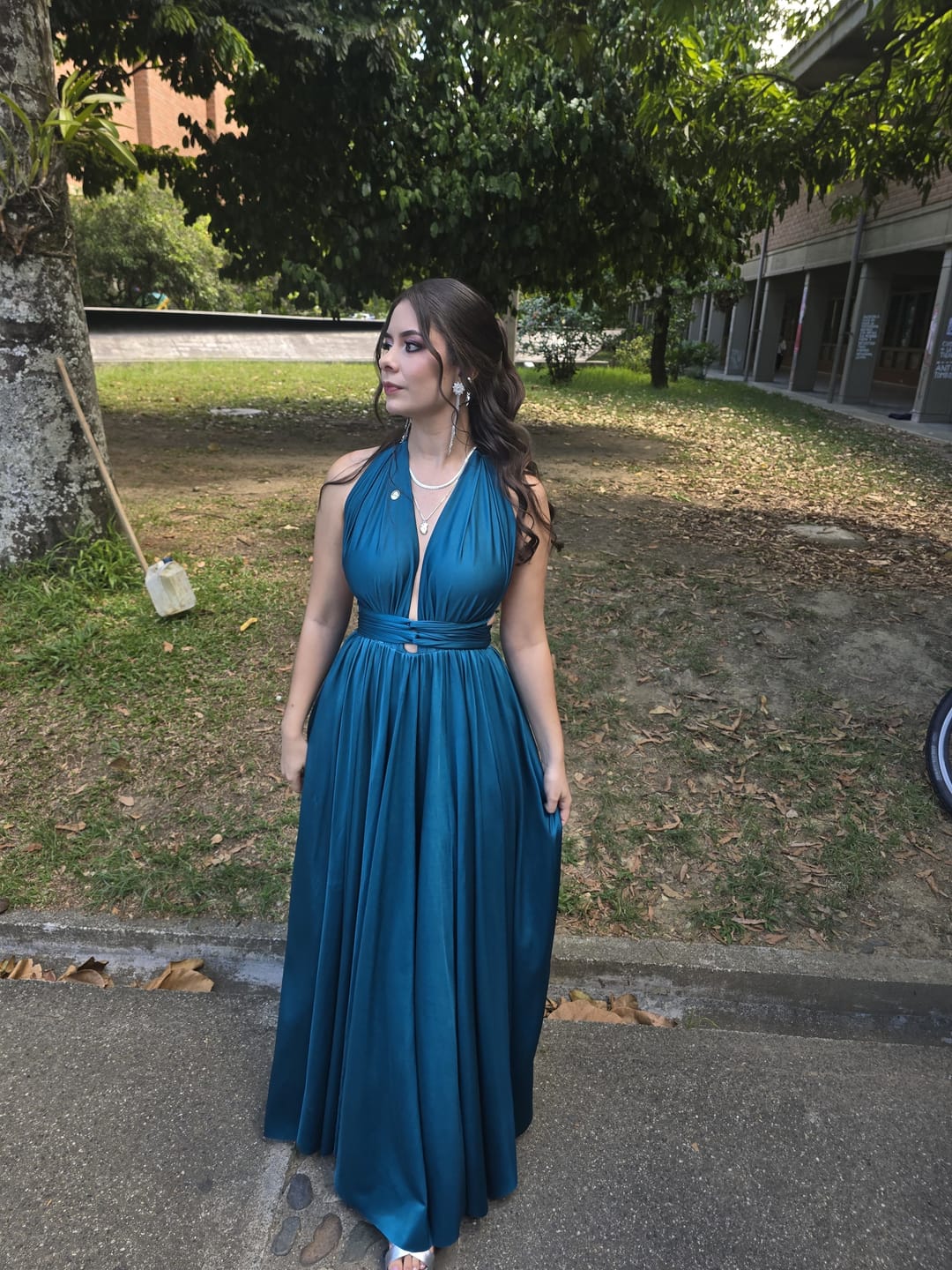Customer photo review of Vestido Pluton Blue