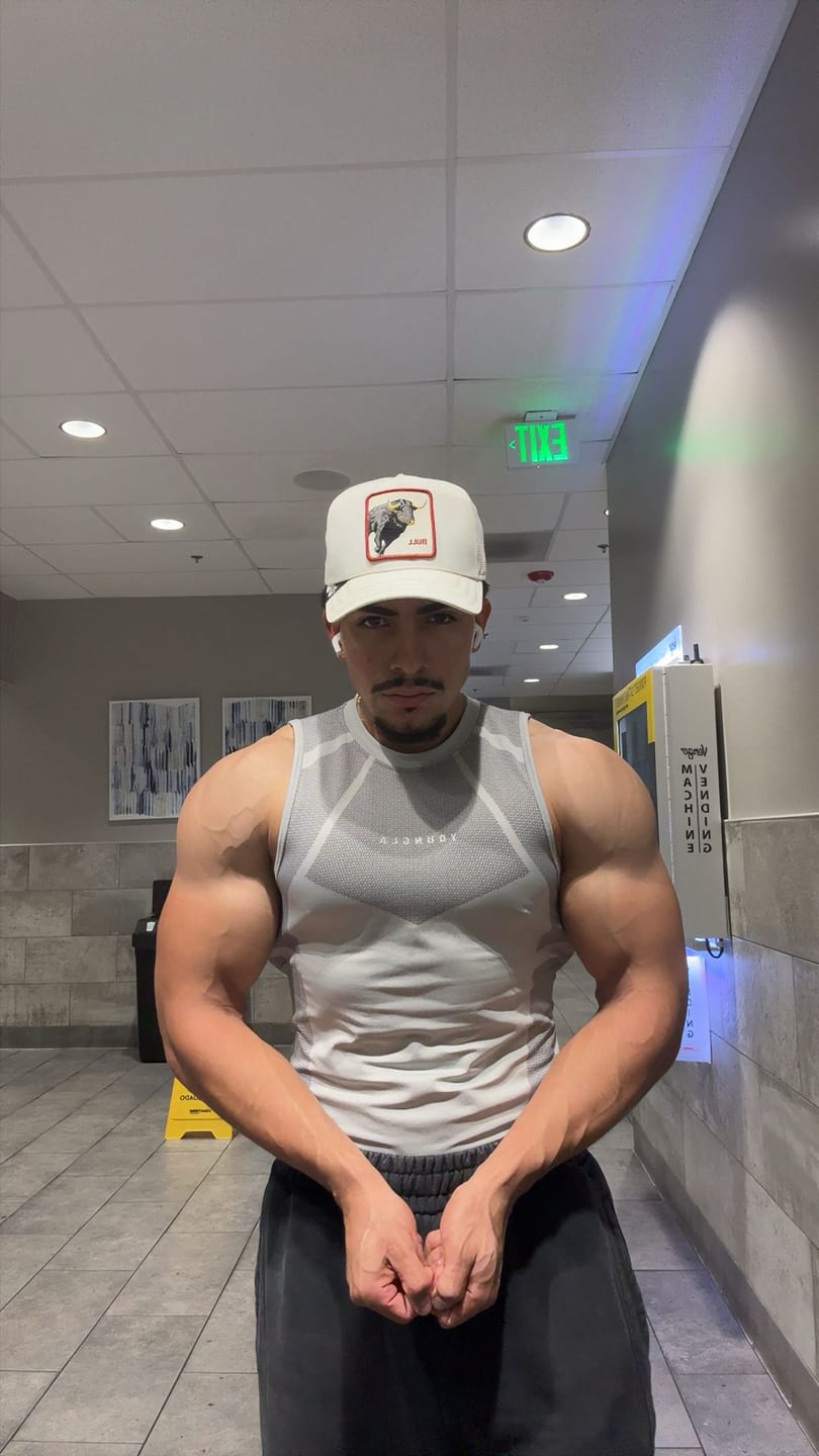 Customer photo review of 3052 - Apex Compression Cut-Offs