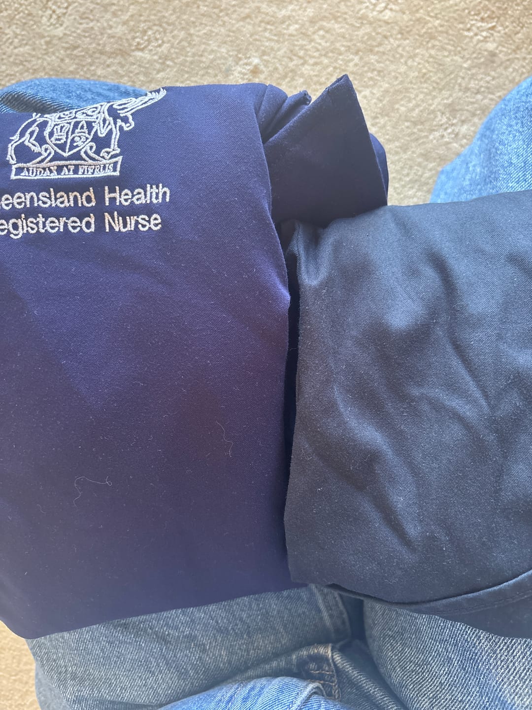 Customer photo review of ELIZABETH Two Pocket Scrub Top - Navy | SLTECH™
