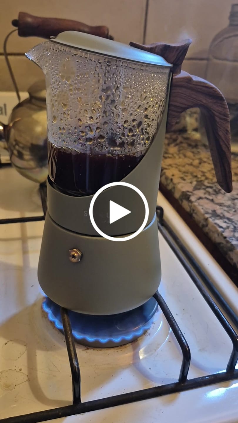Customer video review of Cafetera Moka Sakura Nordik