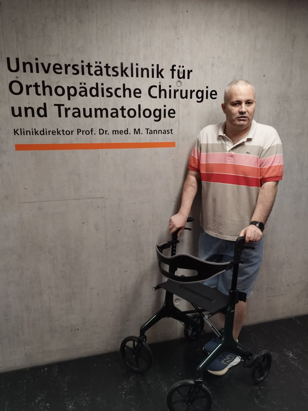 Customer photo review of Rollator AeroWalk Carbon - (EXTRA LEICHT - 4,6 kg)