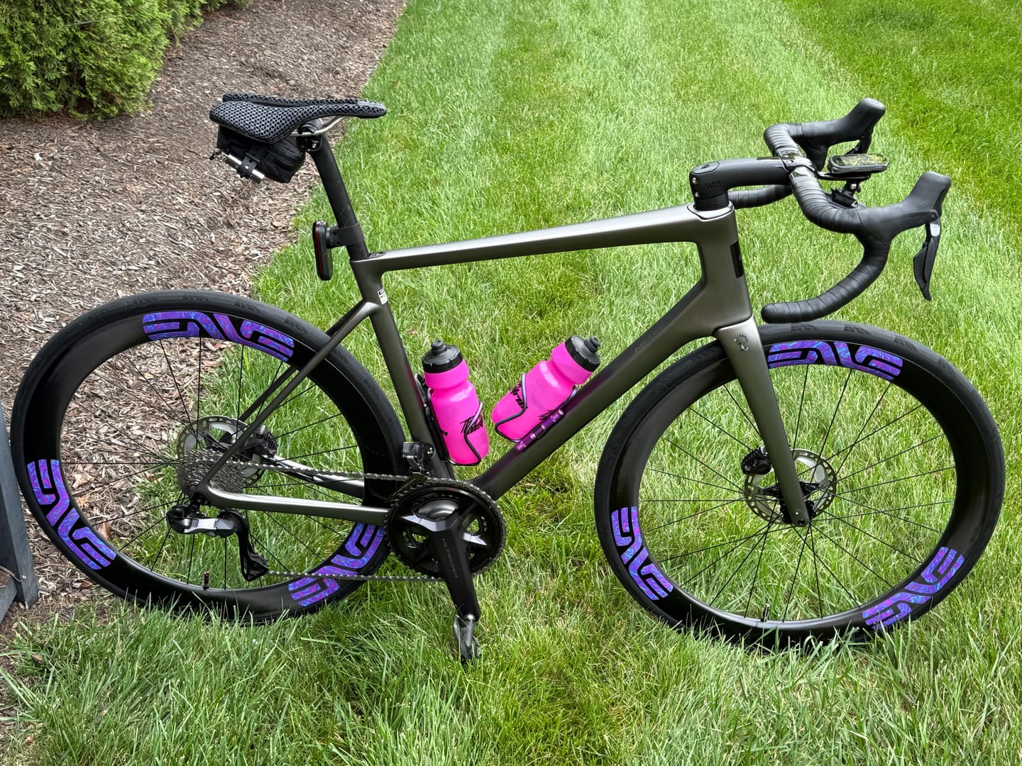 Customer photo review of Custom ENVE SES 4.5 Rim Decals