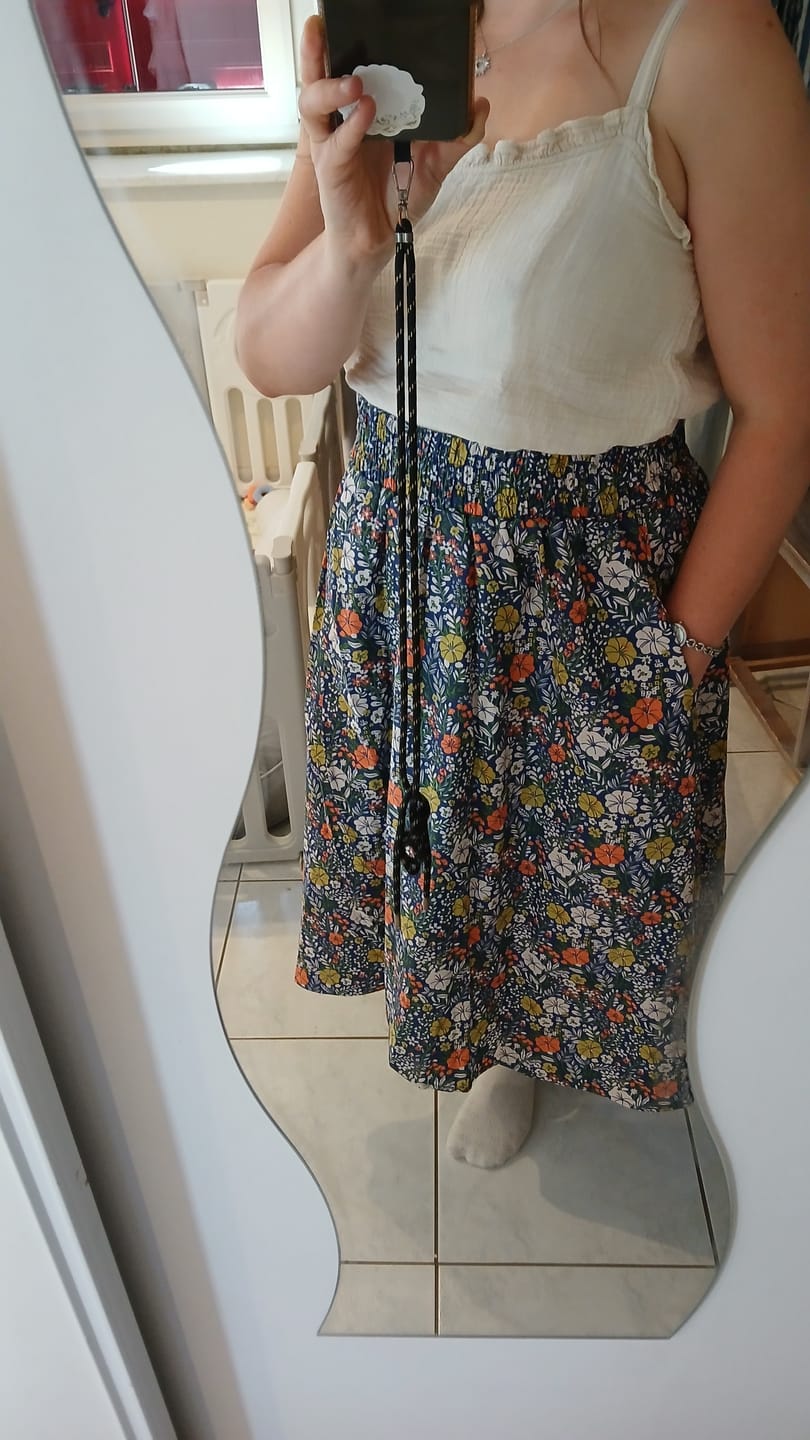 Customer photo review of Jupe Tina coton marine fleuri