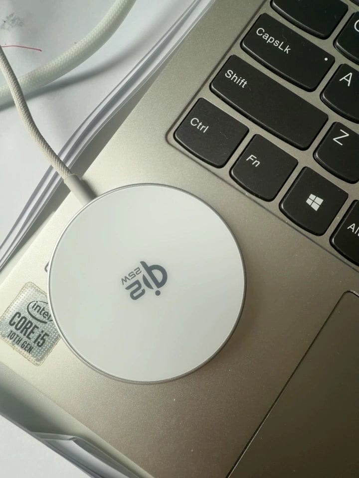Customer photo review of 25W Qi2.2 Certified Wireless Charger