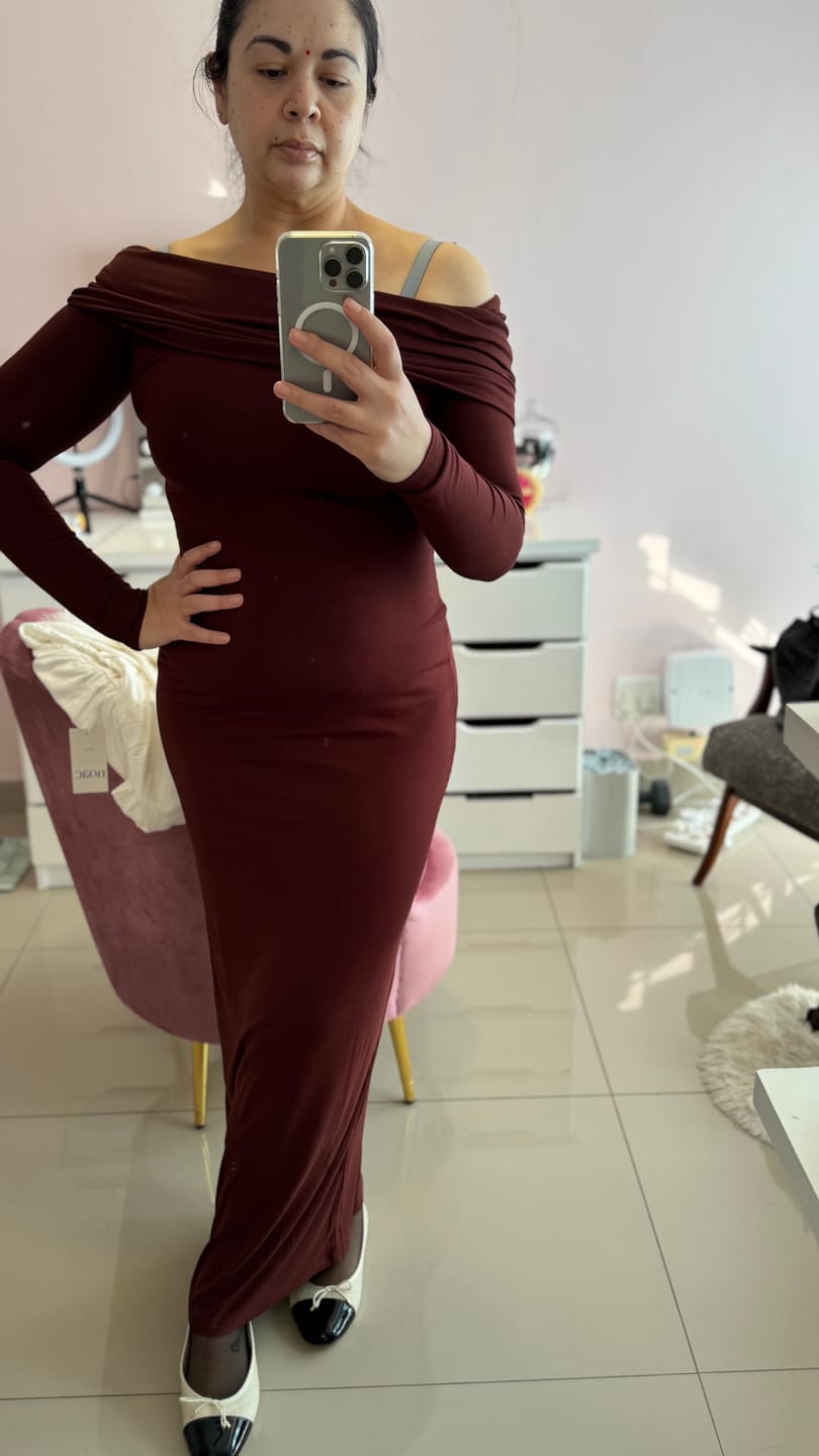 Customer photo review of Mia Maxi Dress - Burgundy