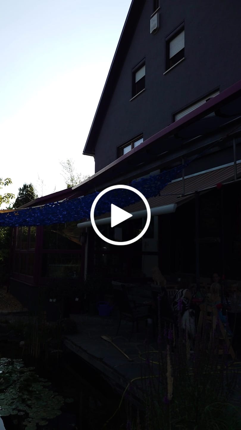 Customer video review of Tarnnetz Dreieck Blau
