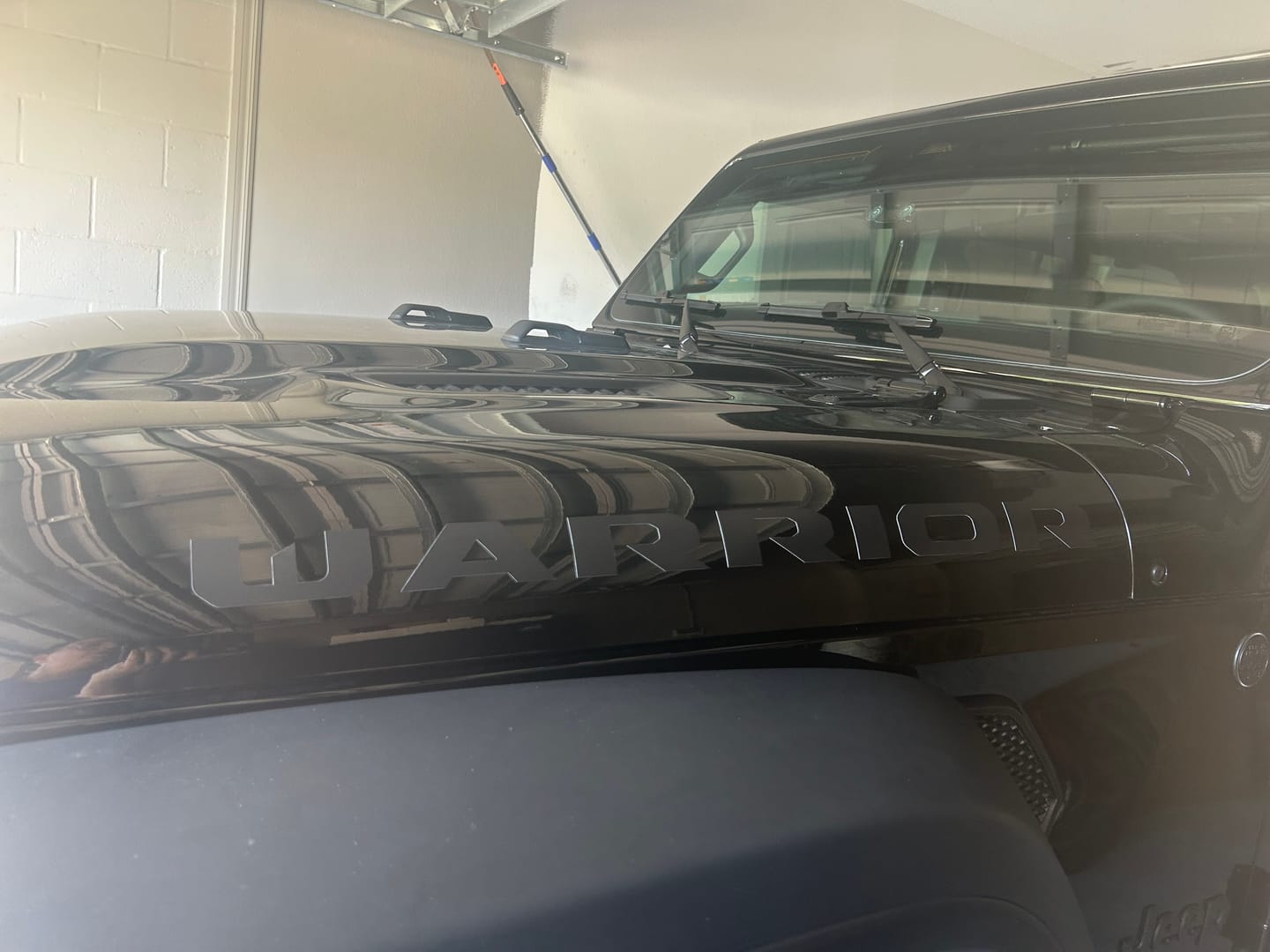 Customer photo review of Center Ring Steering Wheel Vinyl Overlay Cover for Jeep | Fits Jeep Models