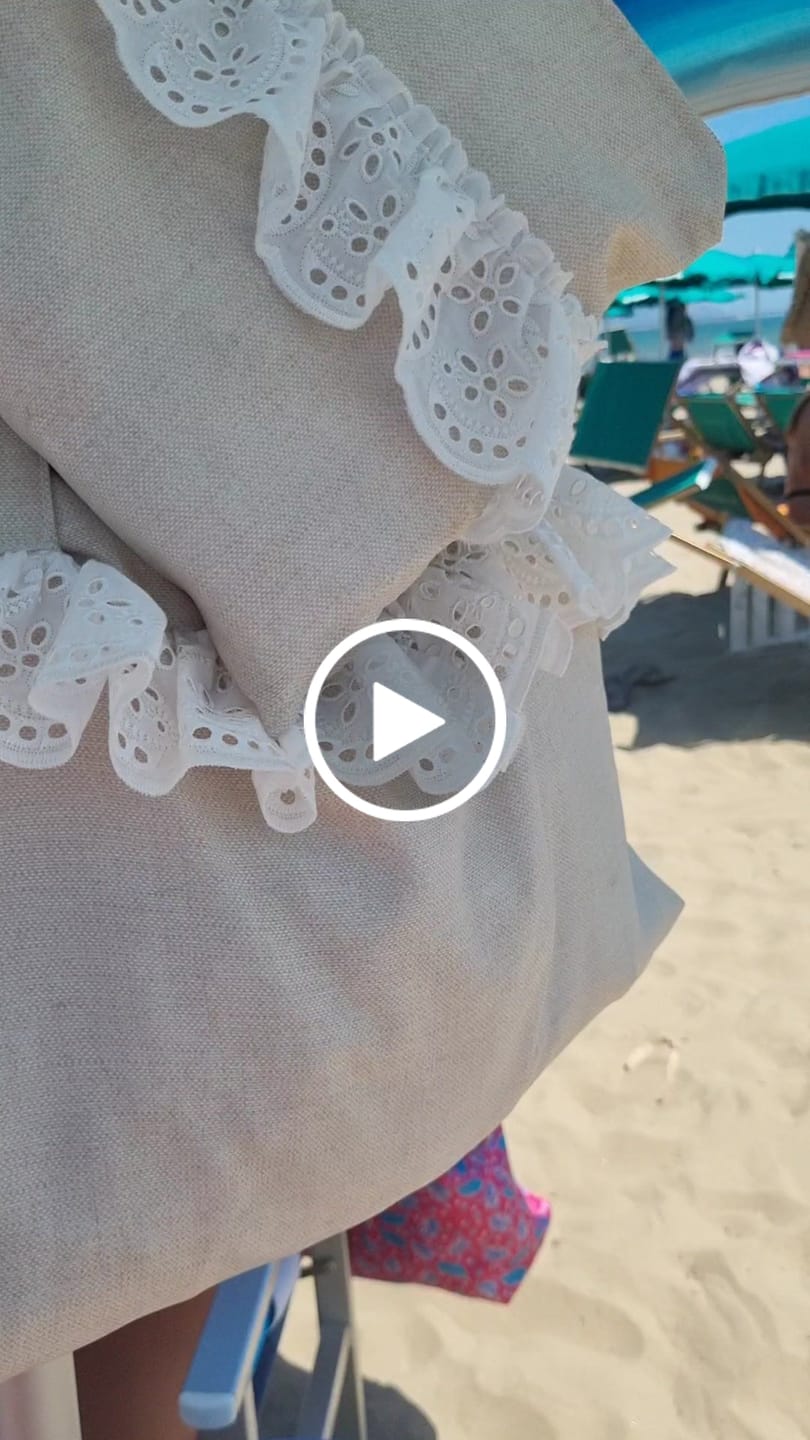 Customer video review of Collezione Mare in Tessuto WaterProof in Pizzo San Gallo Cipria