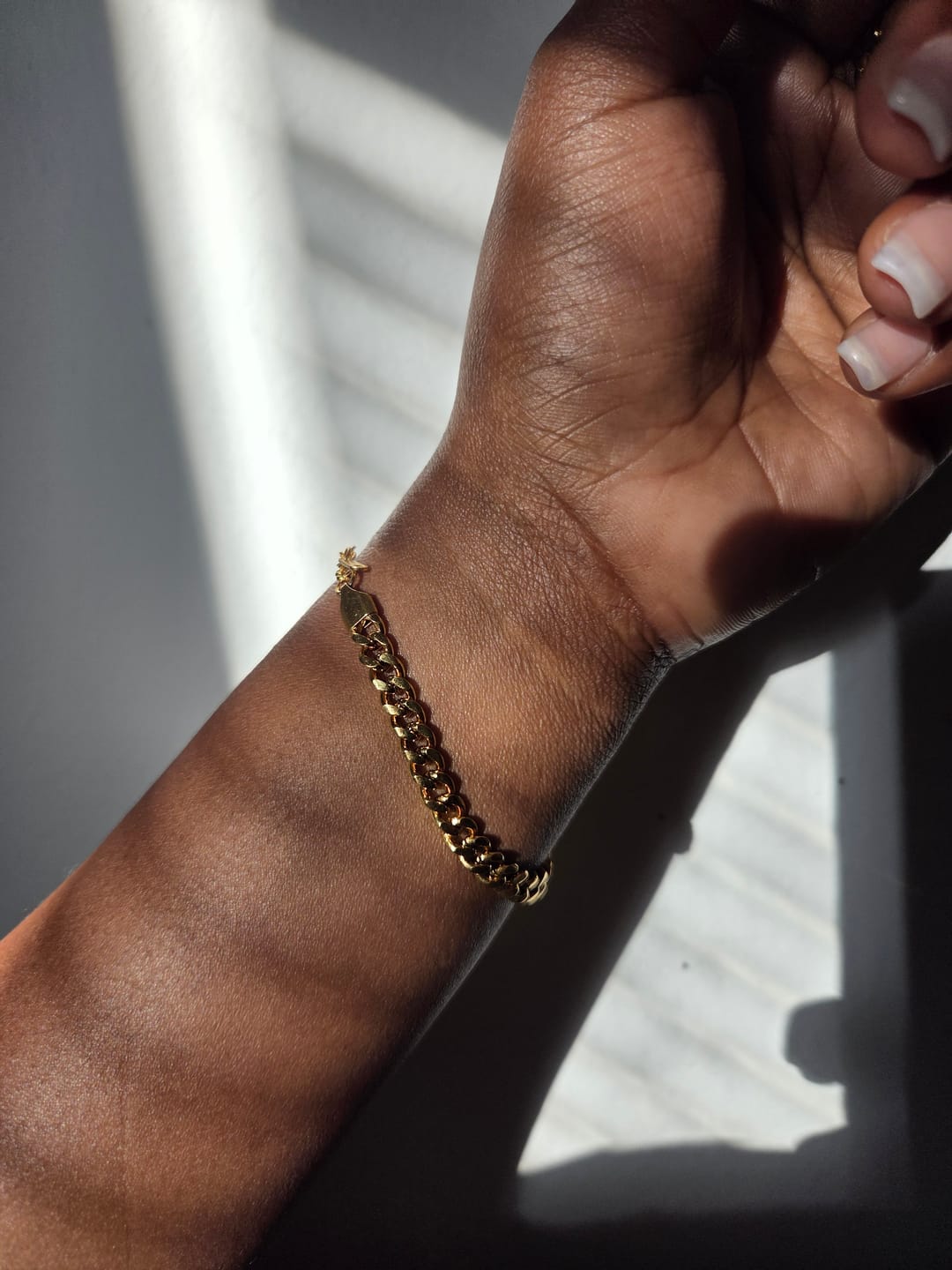 Customer photo review of Cuban Link Anklet