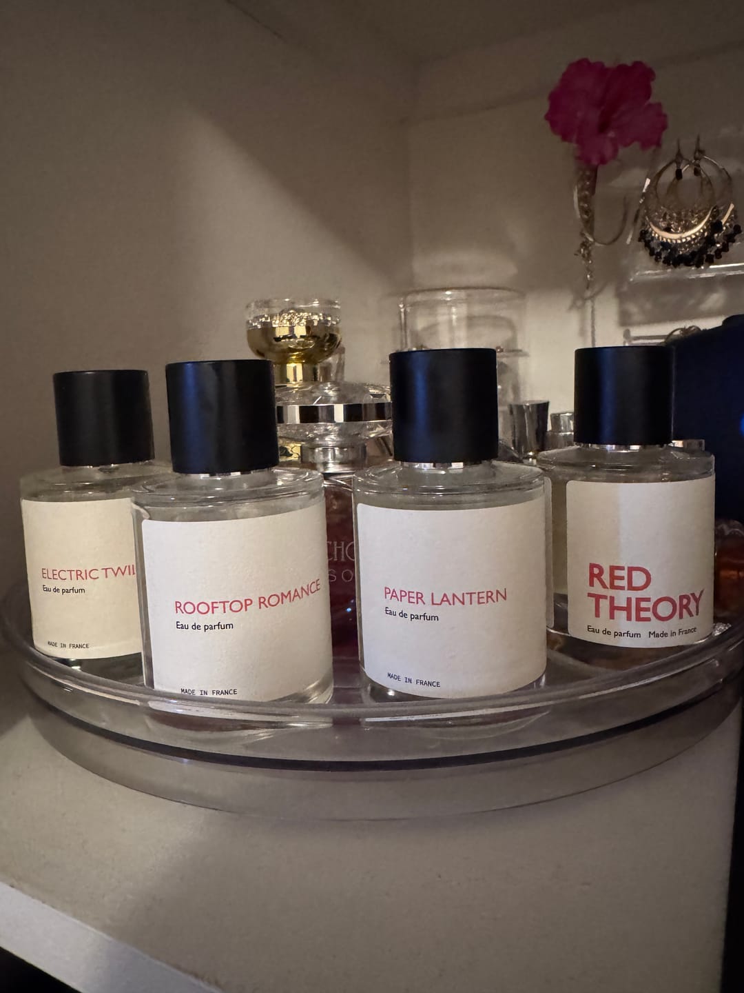 Customer photo review of Red Theory