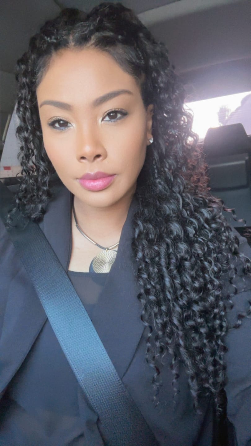 Customer photo review of Human Crochet Hair Deep Wave for Miracle Knots