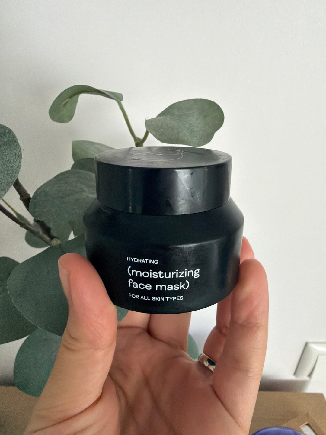 Customer photo review of Valomoji ir drėkinamoji veido kaukė FACTORY SALE
