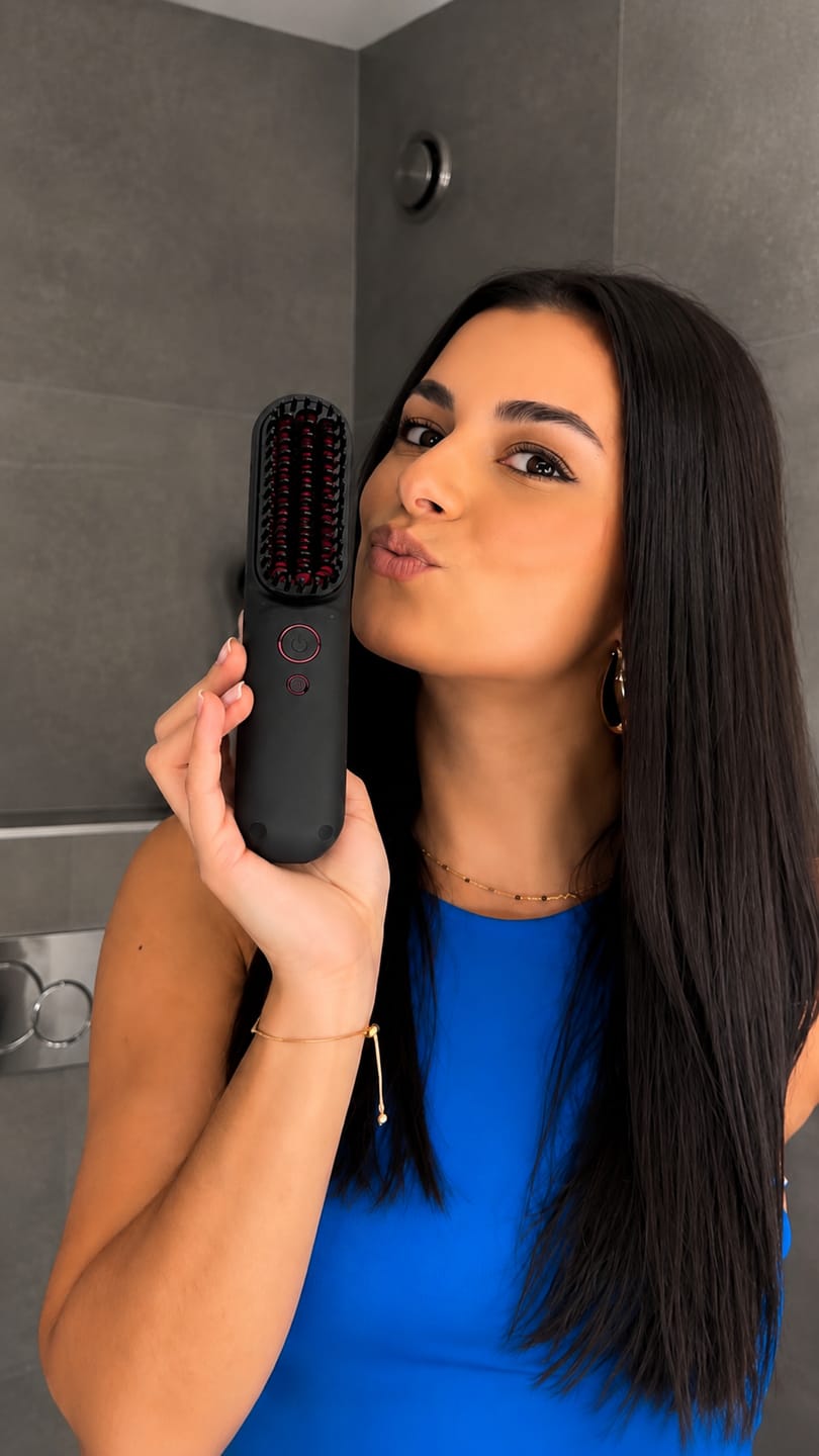 Customer photo review of Brosse Lissante Chauffante Portable