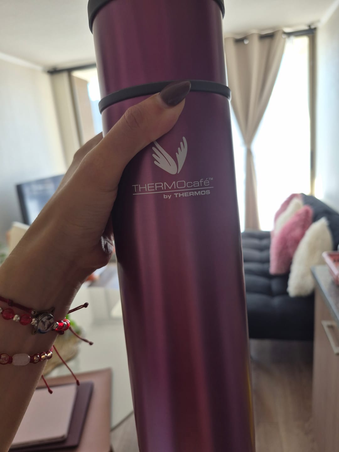 Customer photo review of TERMO LÍQUIDO ACERO INOXIDABLE EVERYNIGHT PURPURA 1LT